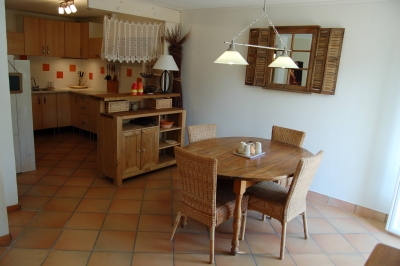 appartement location de vacances nimes